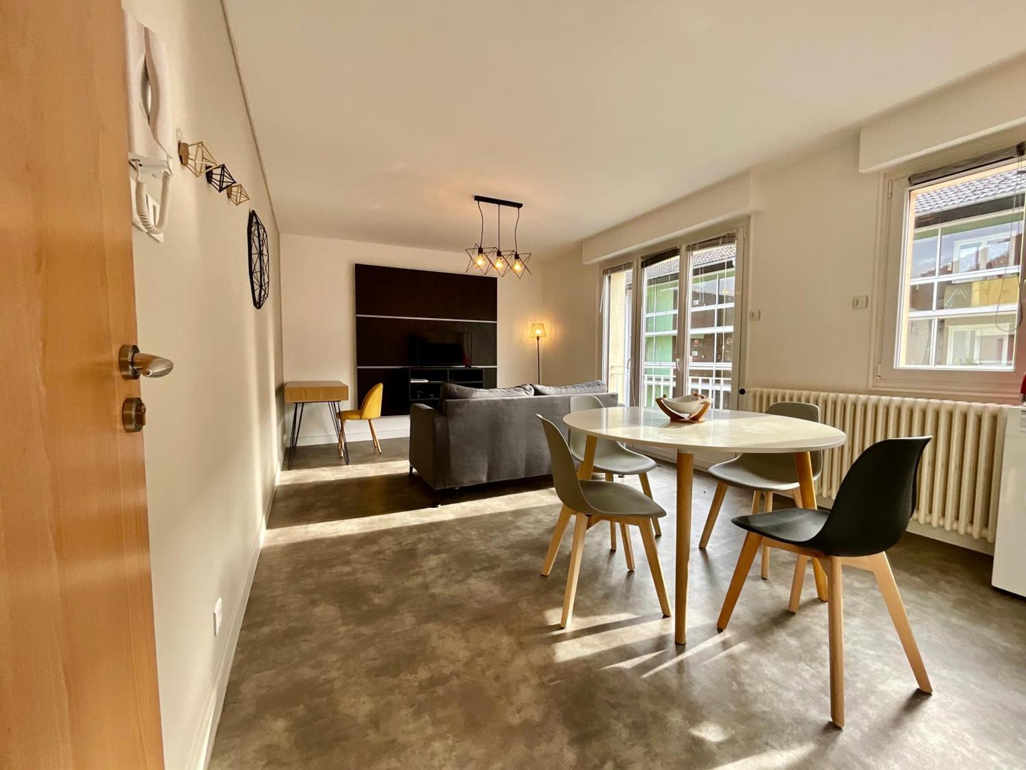 Les Violettes, Bel Appartement Au Centre-Ville Gérardmer Екстериор снимка